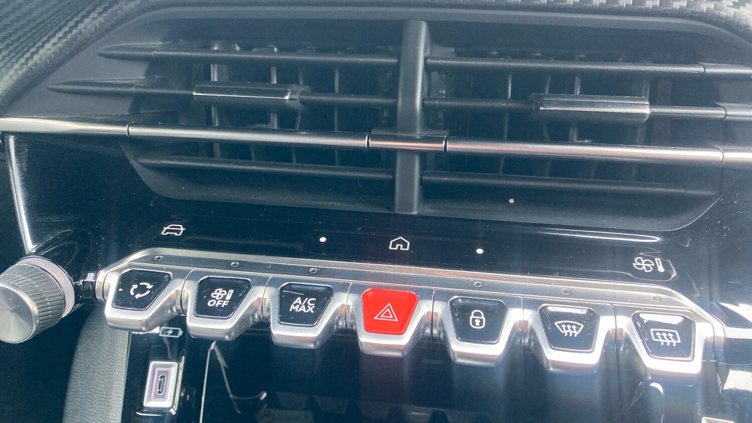 Used Peugeot 2008 2024 for sale - 77675318: Photo 37