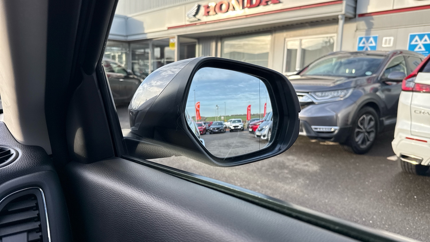 Used Honda HR-V 2019 for sale - 76860205: Photo 37