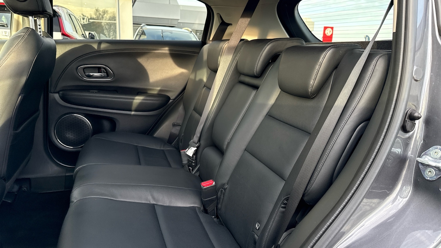 Used Honda HR-V 2019 for sale - 76860205: Photo 8