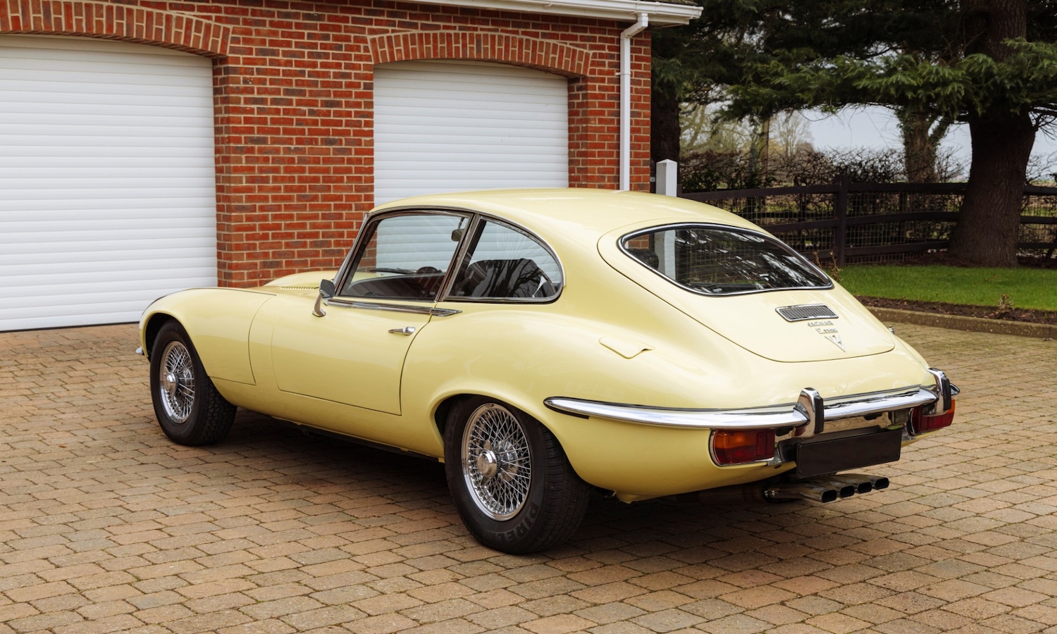 Used Jaguar E-Type 1972 for sale - 77591790: Photo 2