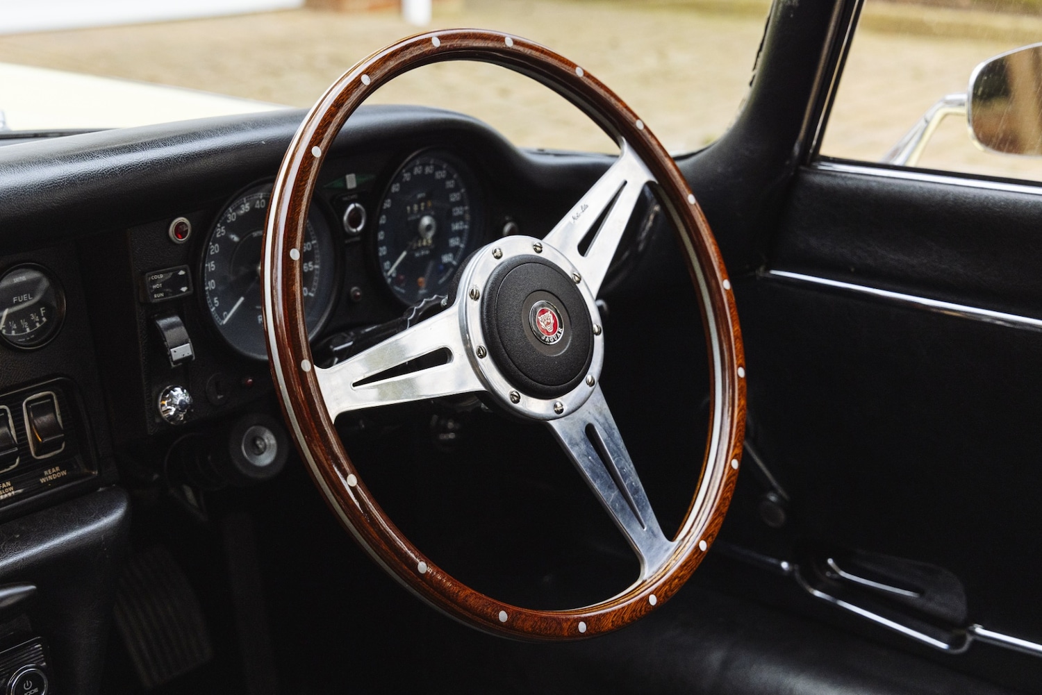 Used Jaguar E-Type 1972 for sale - 77591790: Photo 47