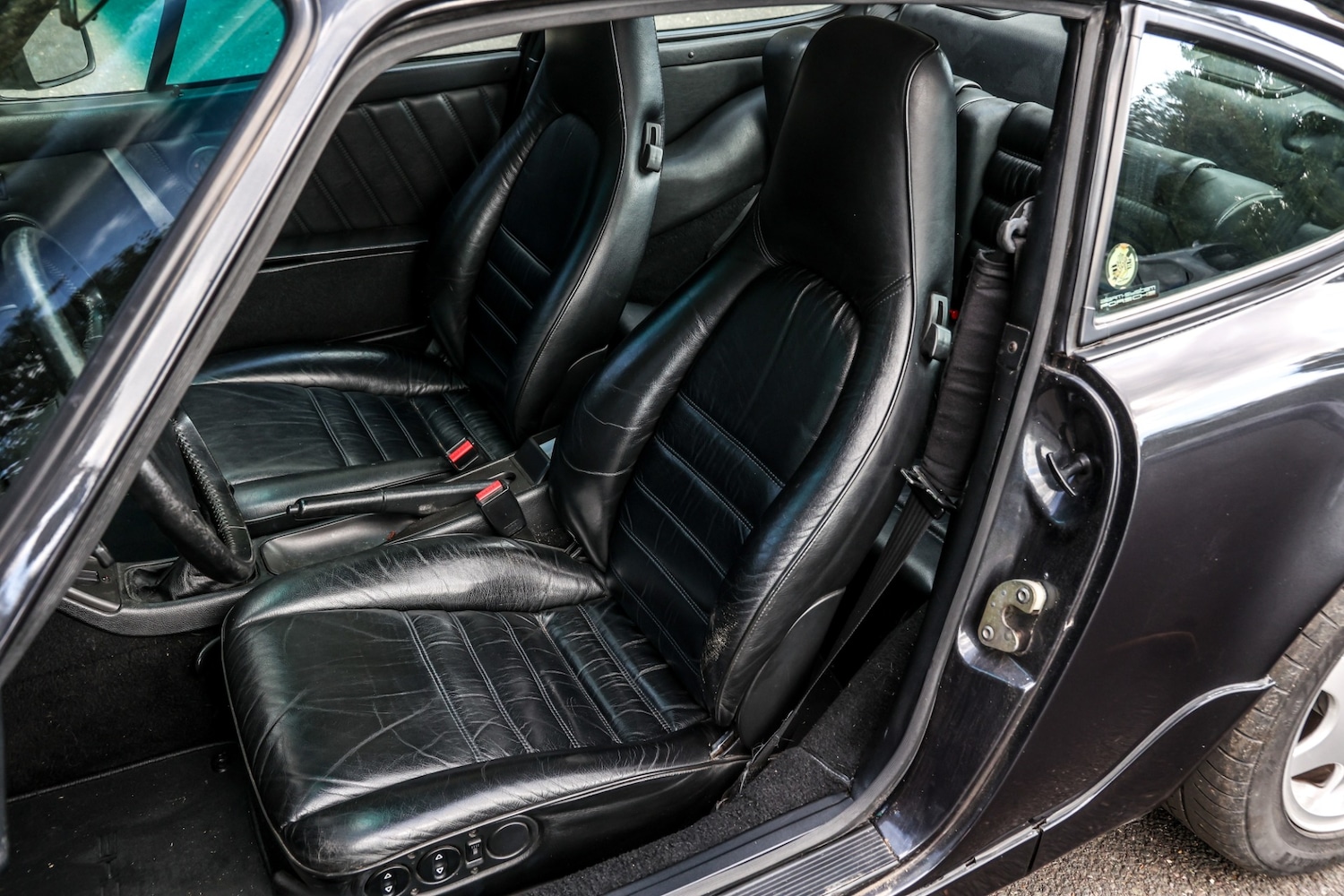 Used Porsche 911 1990 for sale - 76382607: Photo 31