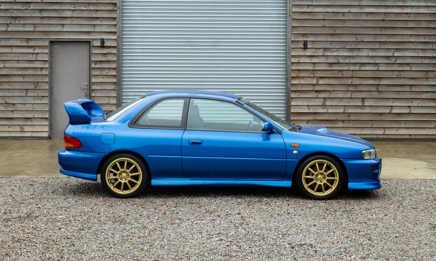 Used Subaru Impreza 2001 for sale - 77529462: Photo 2