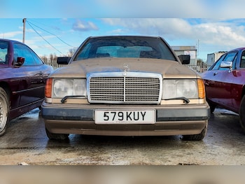 Used Mercedes-Benz C Class 1987 for sale - 77579805: Photo