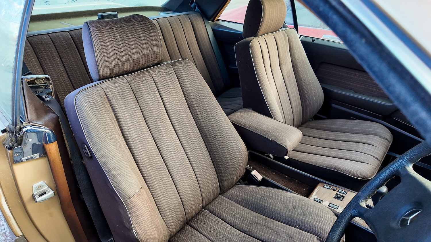 Used Mercedes-Benz C Class 1987 for sale - 77579805: Photo 22