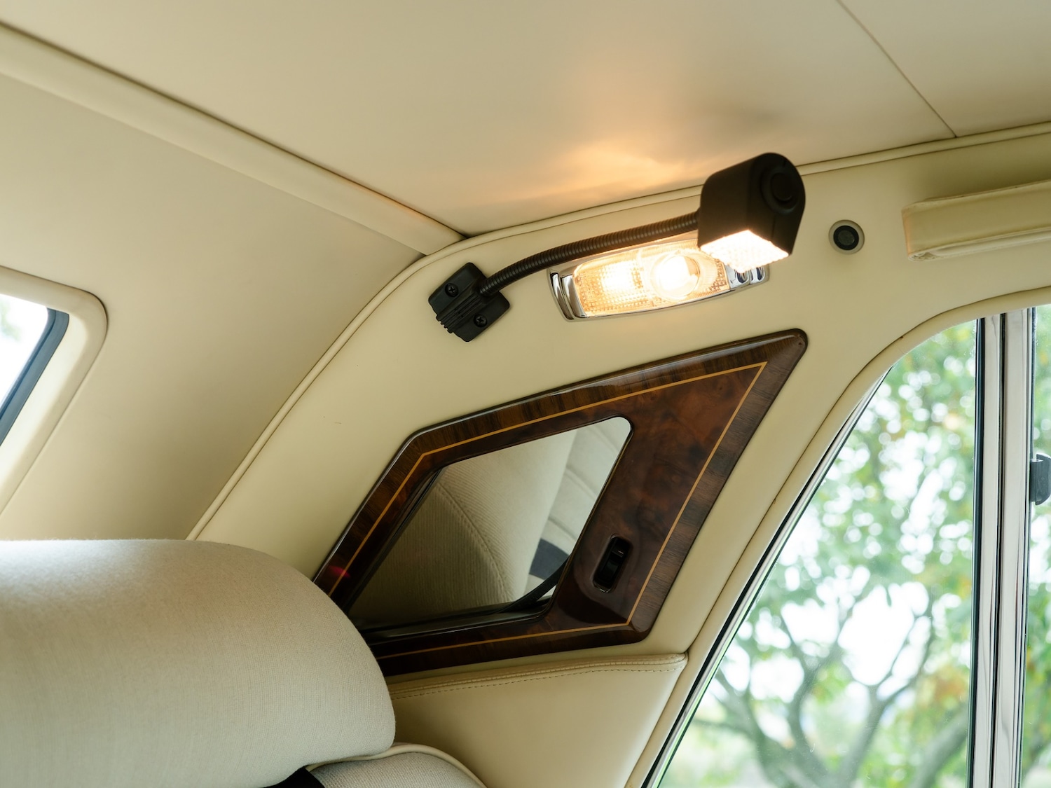 Used Rolls-Royce Park Ward 1999 for sale - 76382866: Photo 41