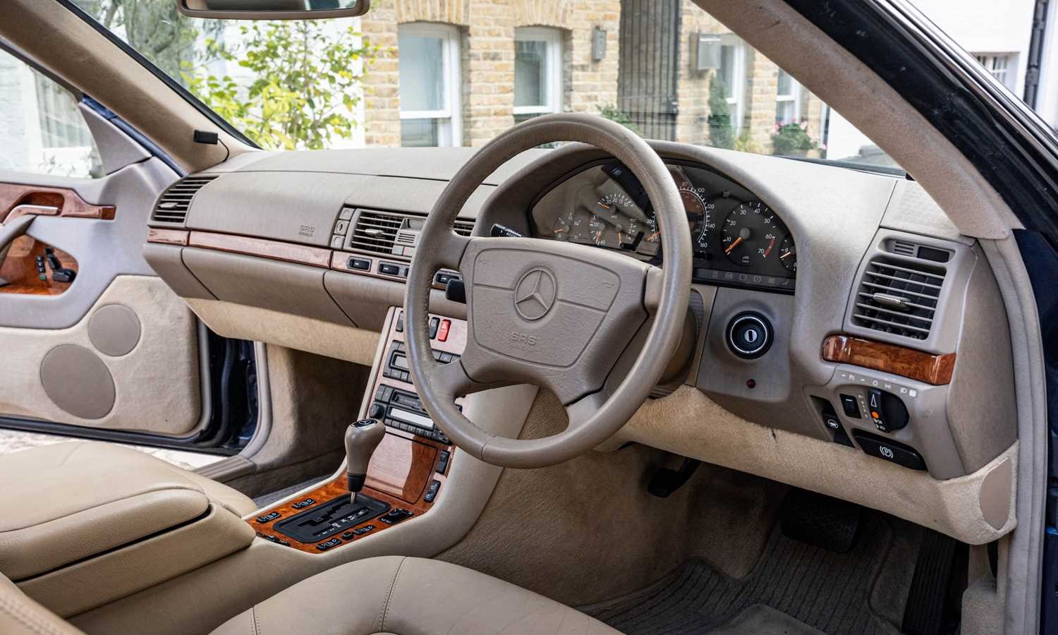 Used Mercedes-Benz CL 1997 for sale - 76553923: Photo 4