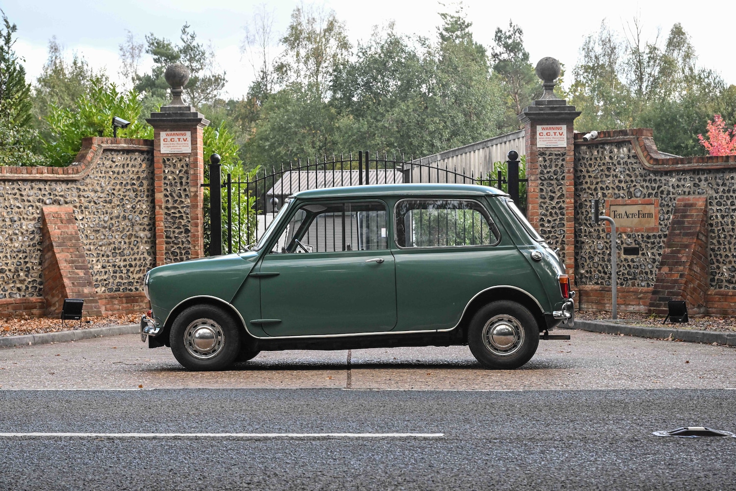Used Austin Mini 1966 for sale - 76422154: Photo 11