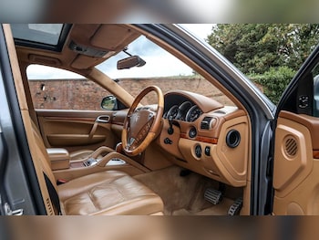 Used Porsche Cayenne 2006 for sale - 75773171: Photo