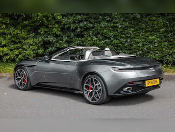 Used Aston Martin DB11 2018 for sale - 78970585: Photo