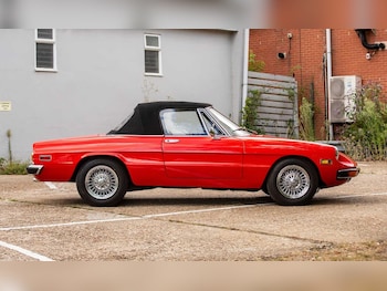 Used Alfa Romeo Spider  for sale - 75773611: Photo