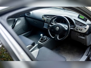 Used Honda Insight 2001 for sale - 76382808: Photo