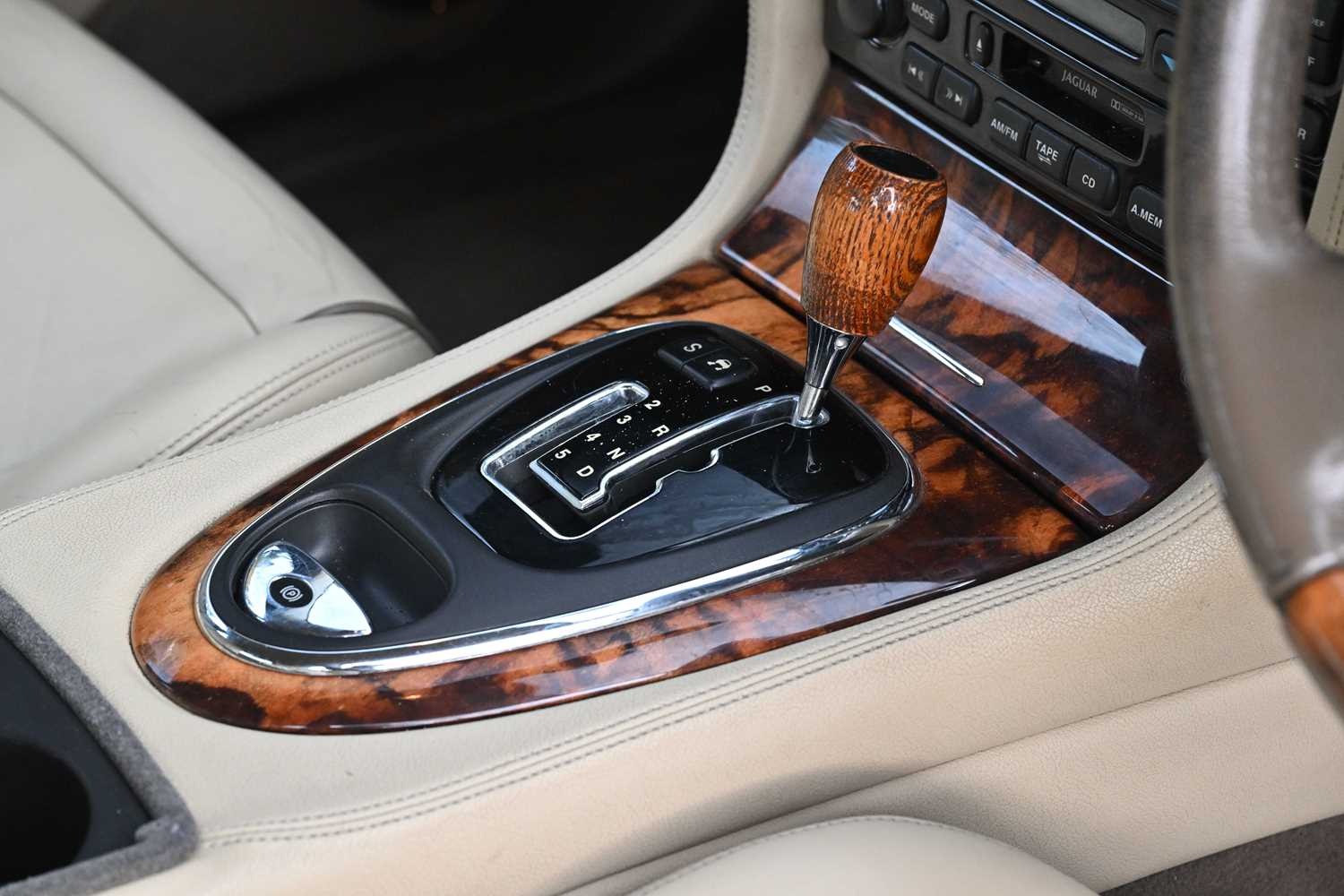 Used Jaguar XJ 2006 for sale - 76565027: Photo 29