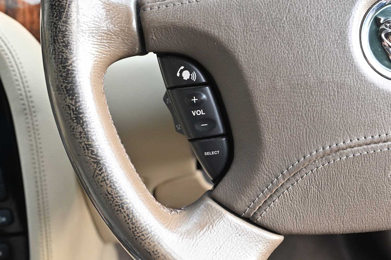 Used Jaguar XJ 2006 for sale - 76565027: Photo 32