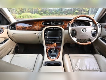 Used Jaguar XJ 2006 for sale - 76565027: Photo