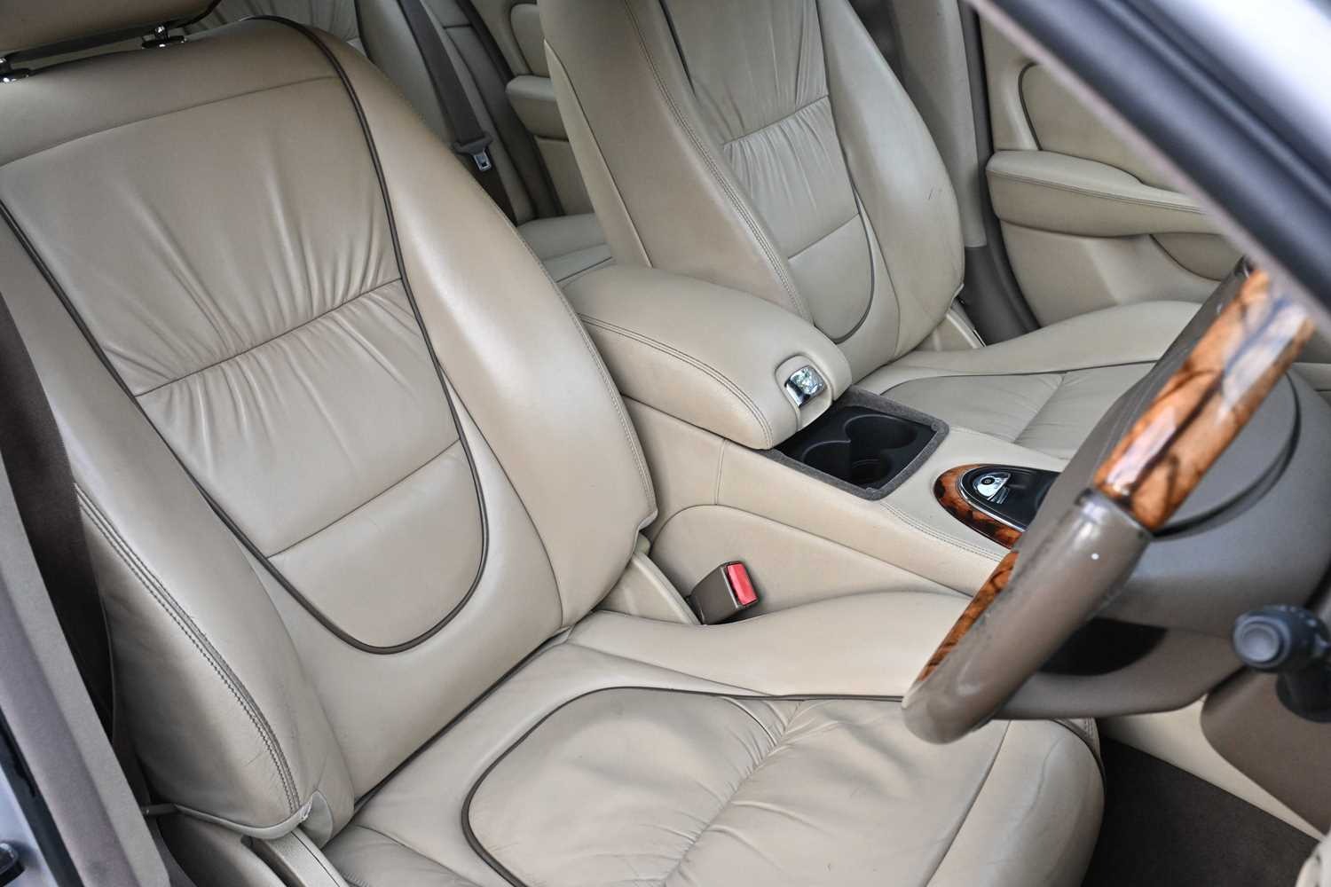 Used Jaguar XJ 2006 for sale - 76565027: Photo 51