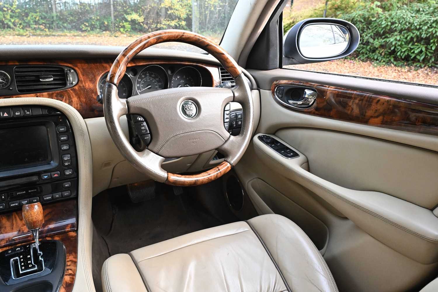 Used Jaguar XJ 2006 for sale - 76565027: Photo 52