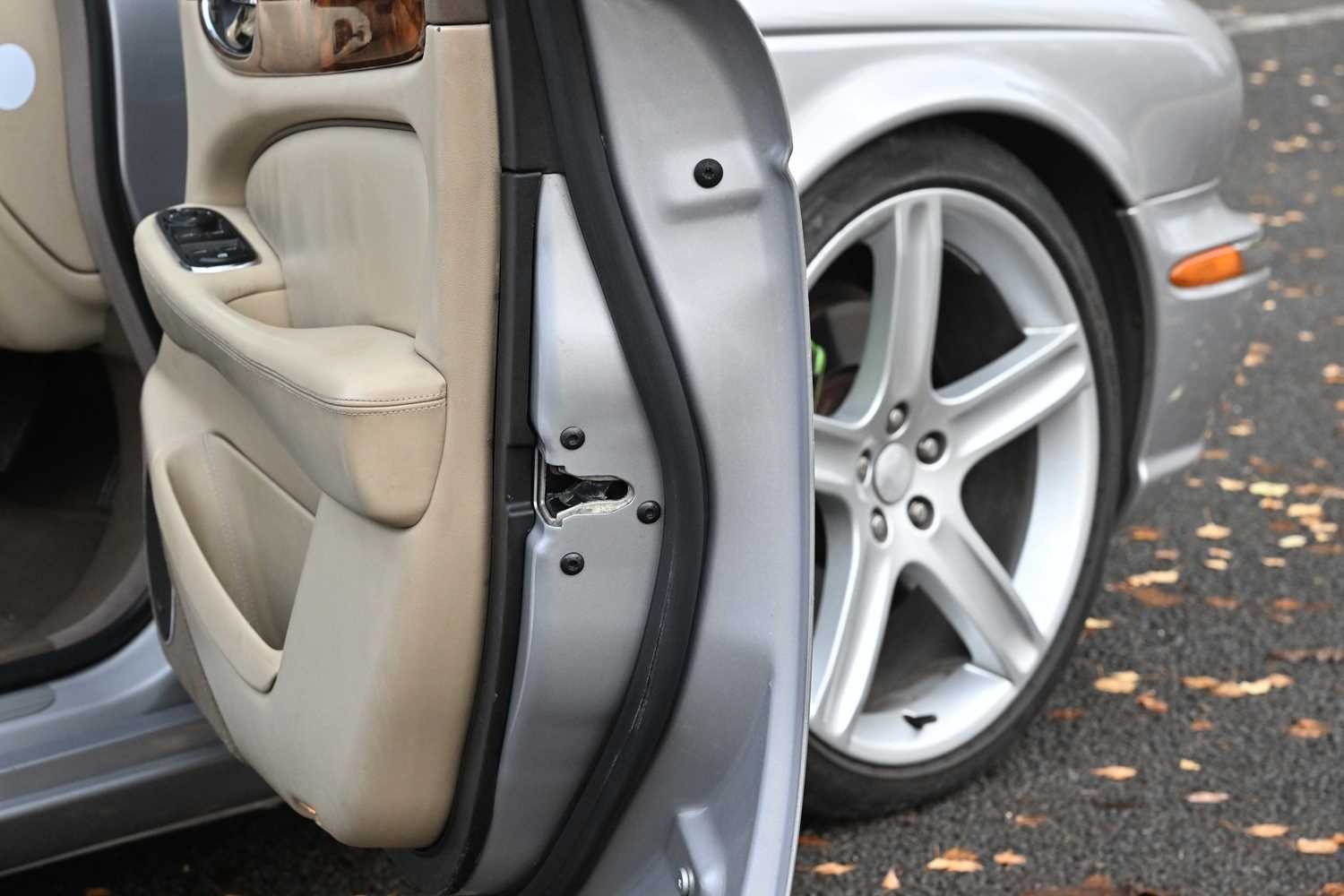 Used Jaguar XJ 2006 for sale - 76565027: Photo 56