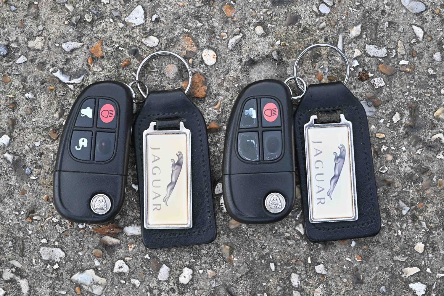 Used Jaguar XJ 2006 for sale - 76565027: Photo 84