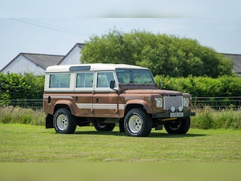 Used Land Rover Defender 110 1983 for sale - 79043082: Photo
