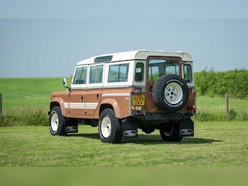 Used Land Rover Defender 110 1983 for sale - 79043082: Photo