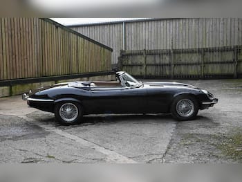 Used Jaguar E-Type 1974 for sale - 79625617: Photo
