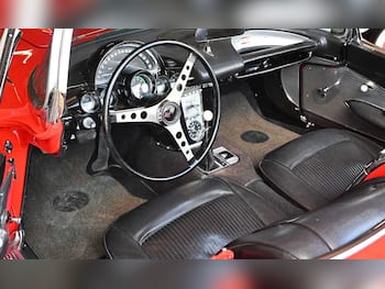 Used Chevrolet Corvette 1961 for sale - 79616884: Photo