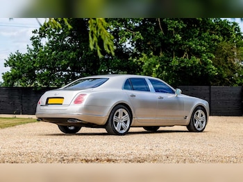 Used Bentley Mulsanne 2011 for sale - 75713504: Photo