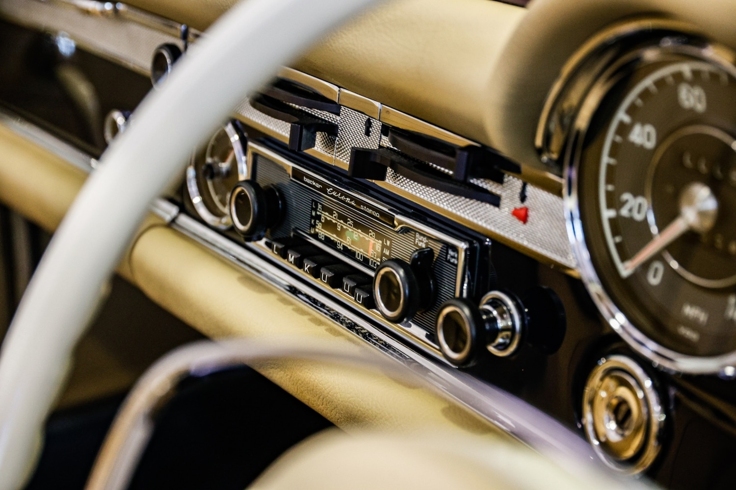 Used Mercedes-Benz 280 SL 1968 for sale - 76543374: Photo 16