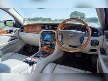 Used Jaguar XJ 2004 for sale - 79614671: Photo