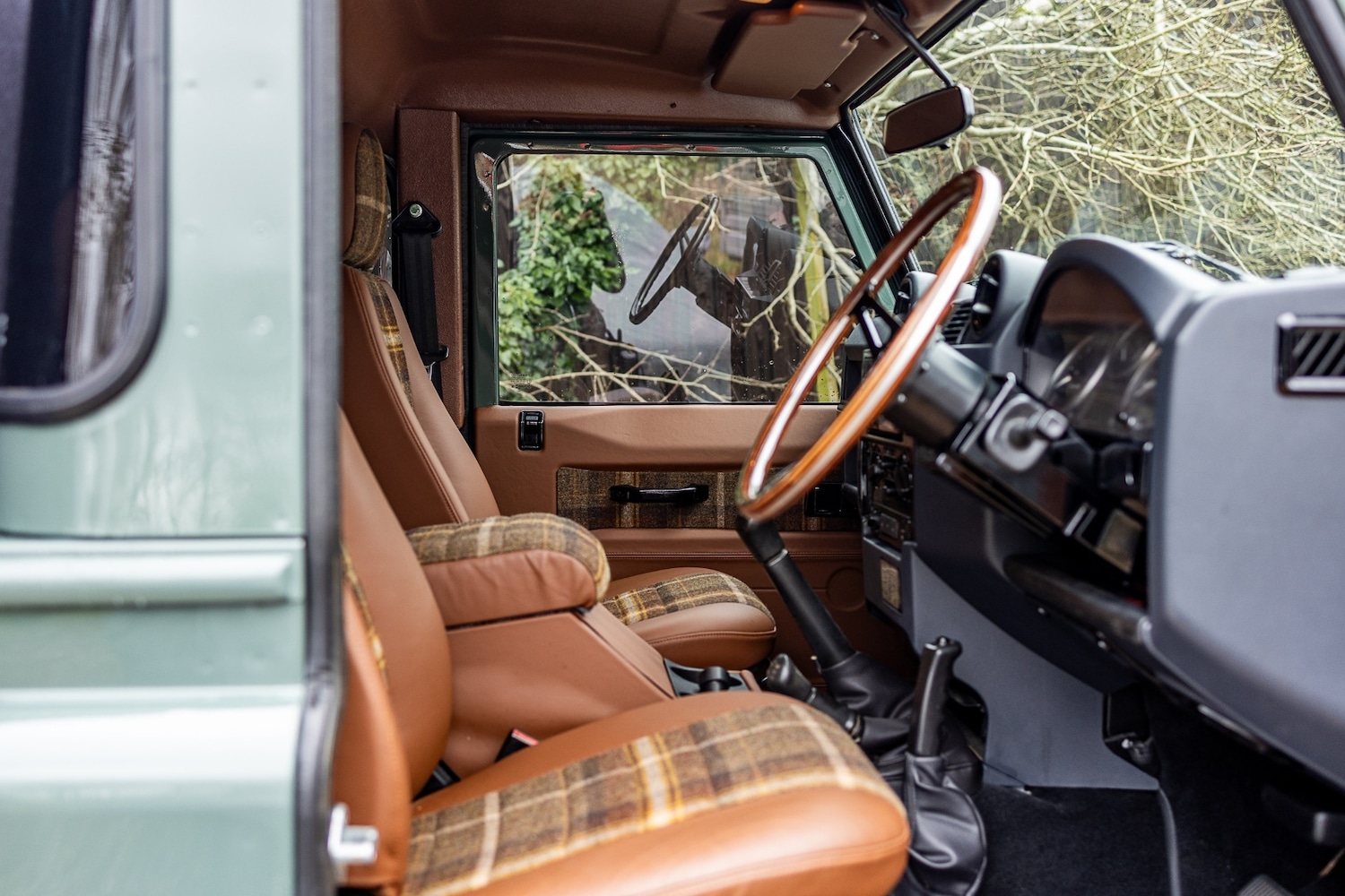 Used Land Rover Defender 2015 for sale - 77445748: Photo 10