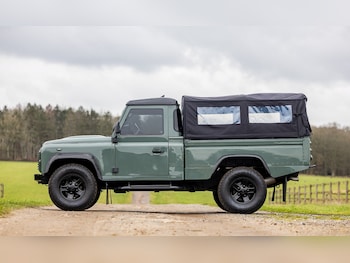Used Land Rover Defender 2015 for sale - 77445748: Photo