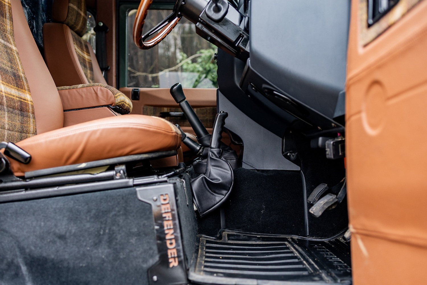 Used Land Rover Defender 2015 for sale - 77445748: Photo 37