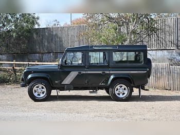 Used Land Rover Defender 110 1998 for sale - 79625623: Photo