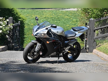 Used Yamaha R1 2002 for sale - bike-78411632: Photo