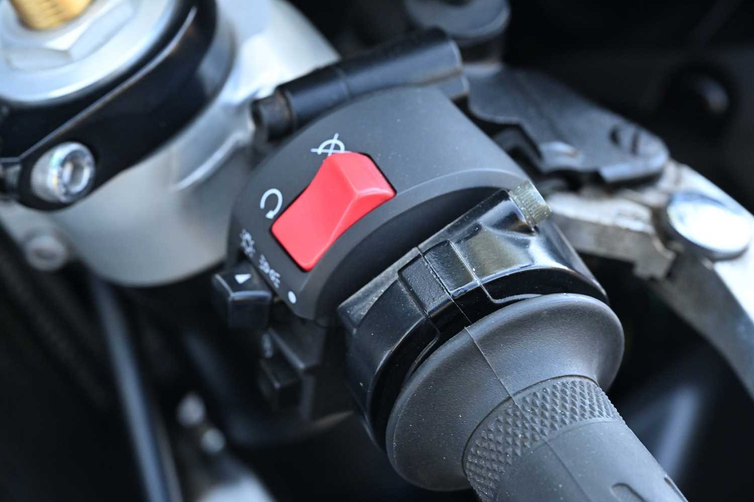 Used Yamaha R1 2002 for sale - 78411632: Photo 28
