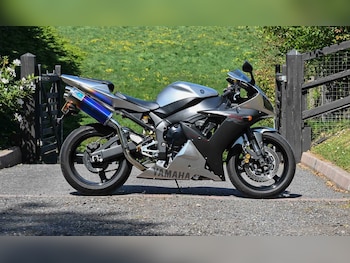 Used Yamaha R1 2002 for sale - bike-78411632: Photo