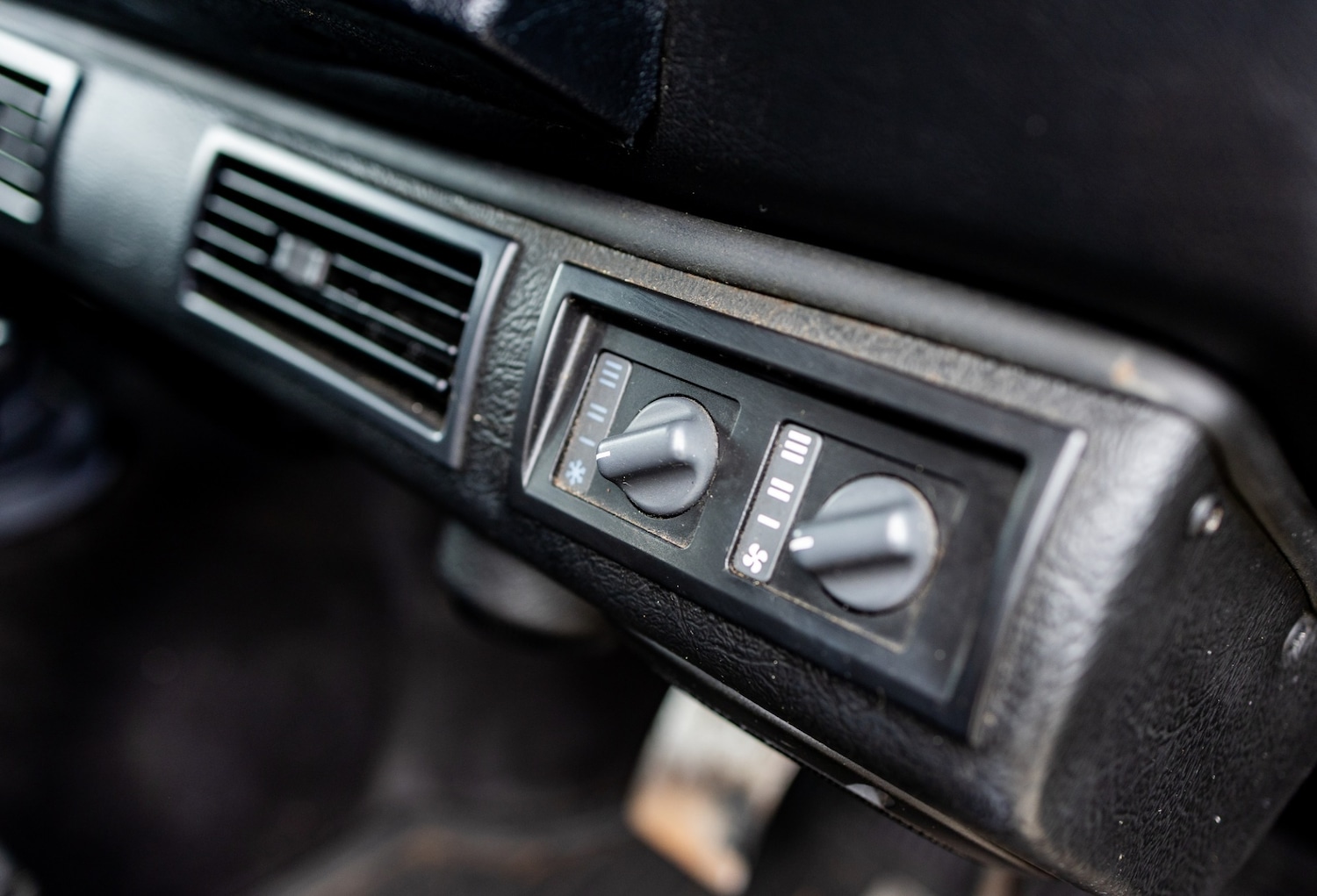 Used Land Rover Defender 2004 for sale - 76488473: Photo 34