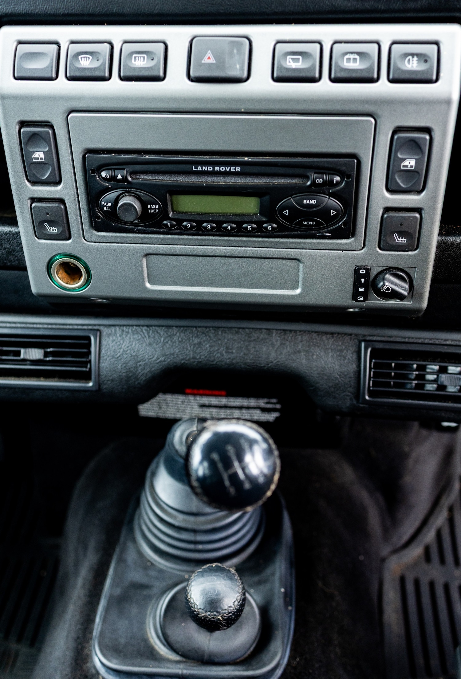 Used Land Rover Defender 2004 for sale - 76488473: Photo 38