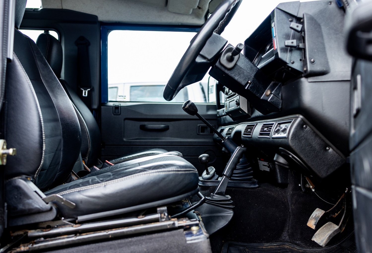 Used Land Rover Defender 2004 for sale - 76488473: Photo 40