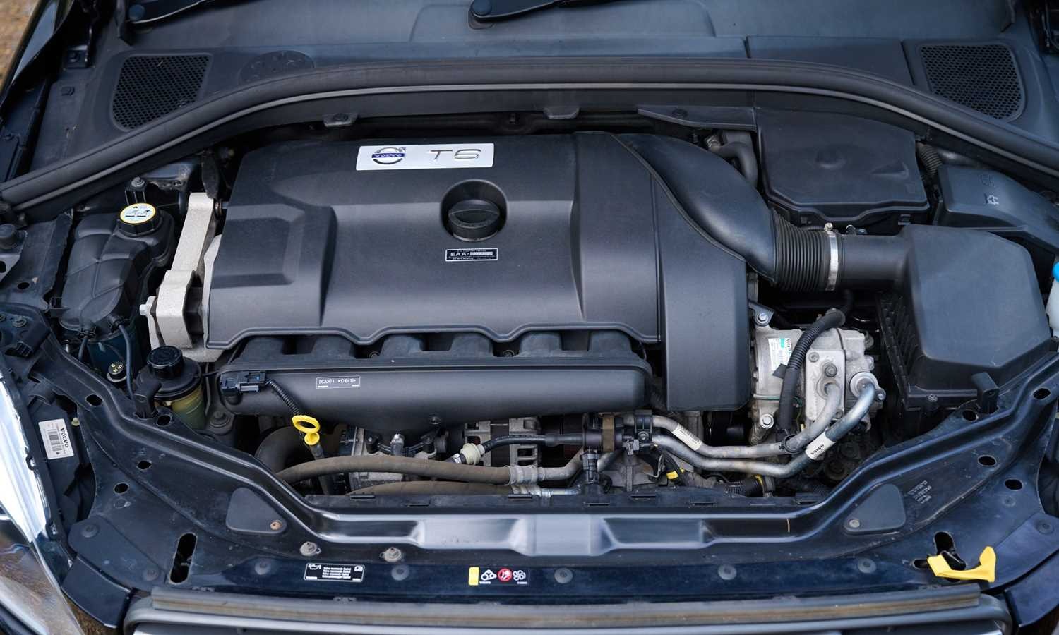 Used Volvo XC60 2025 for sale - 76556705: Photo 3