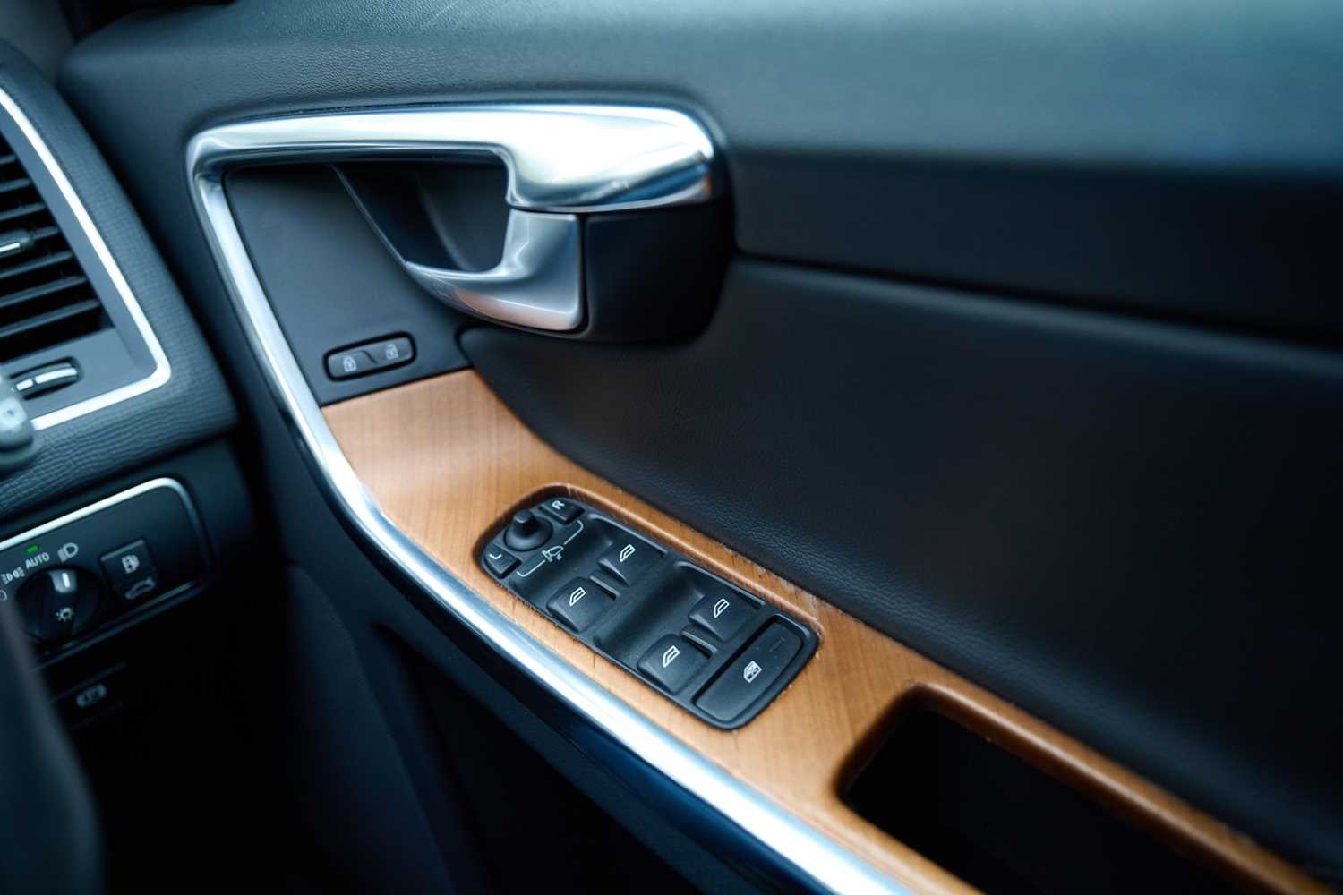 Used Volvo XC60 2025 for sale - 76556705: Photo 47