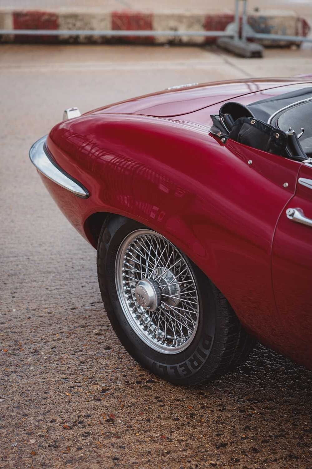 Used Jaguar E-Type 2023 for sale - 76554394: Photo 34