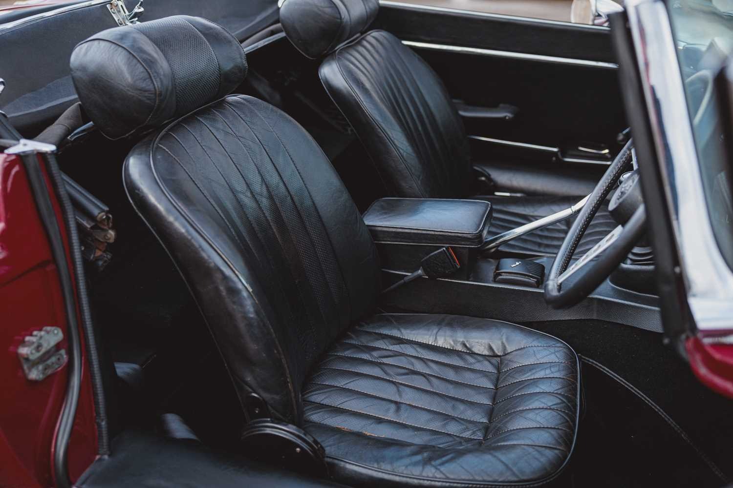 Used Jaguar E-Type 2023 for sale - 76554394: Photo 51