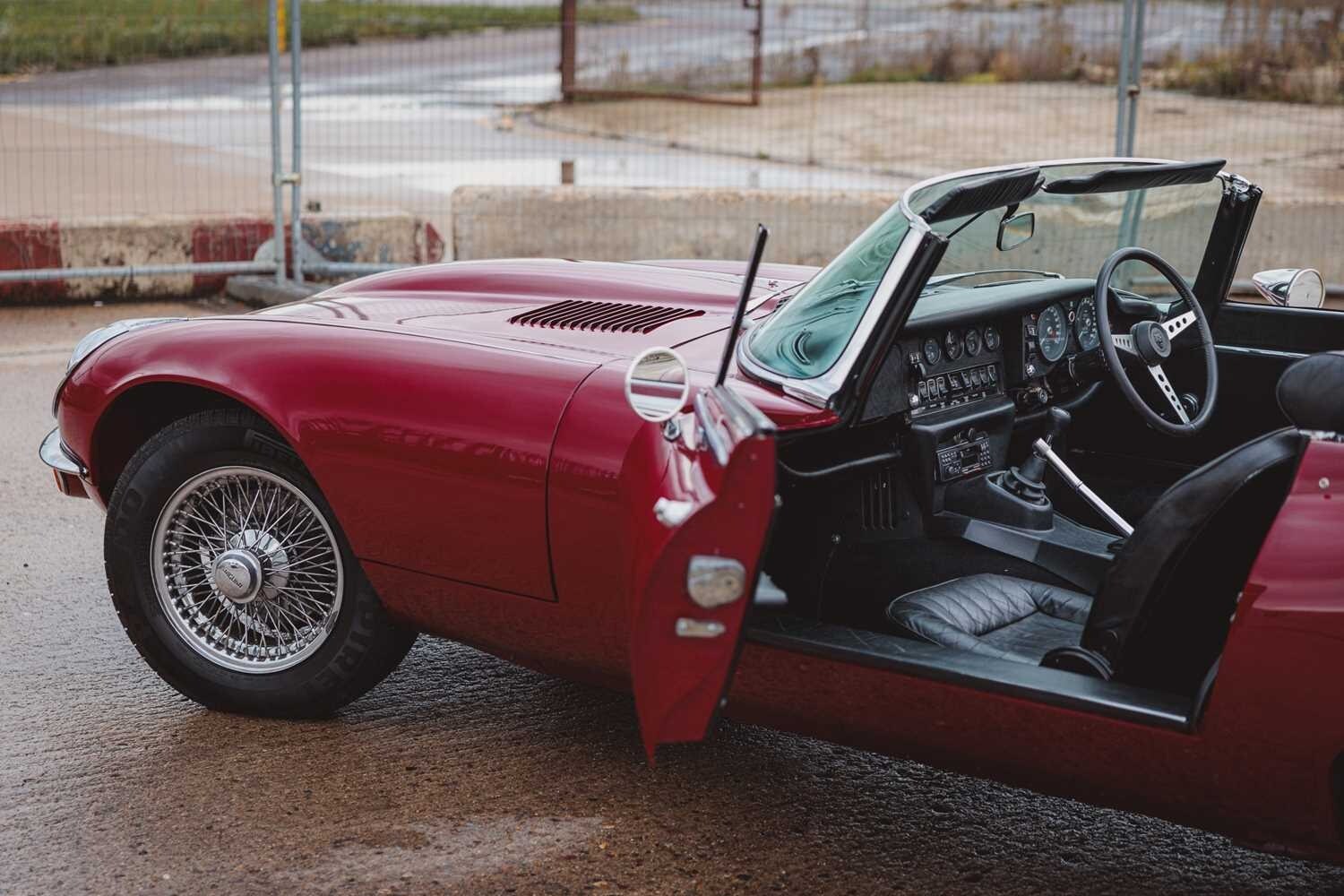 Used Jaguar E-Type 2023 for sale - 76554394: Photo 89