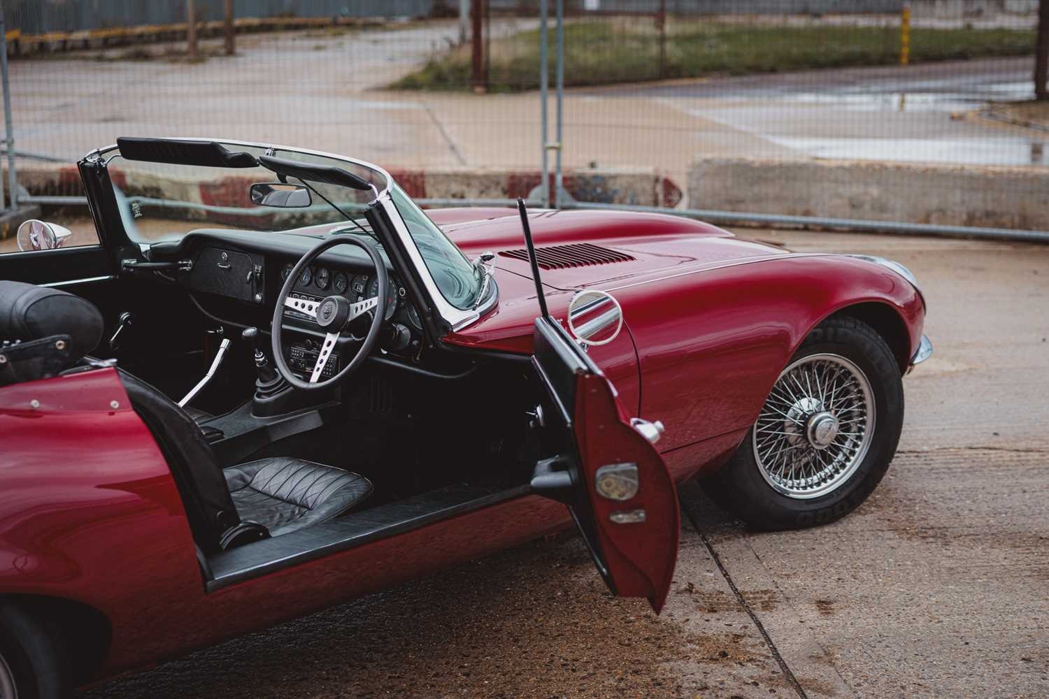 Used Jaguar E-Type 2023 for sale - 76554394: Photo 90