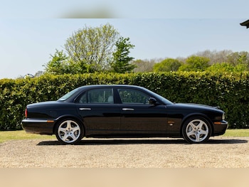 Used Jaguar XJ 2003 for sale - 78410336: Photo