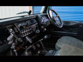 Used Land Rover Defender 1995 for sale - 74247831: Photo