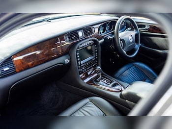 Used Jaguar XJ 2008 for sale - 75639510: Photo