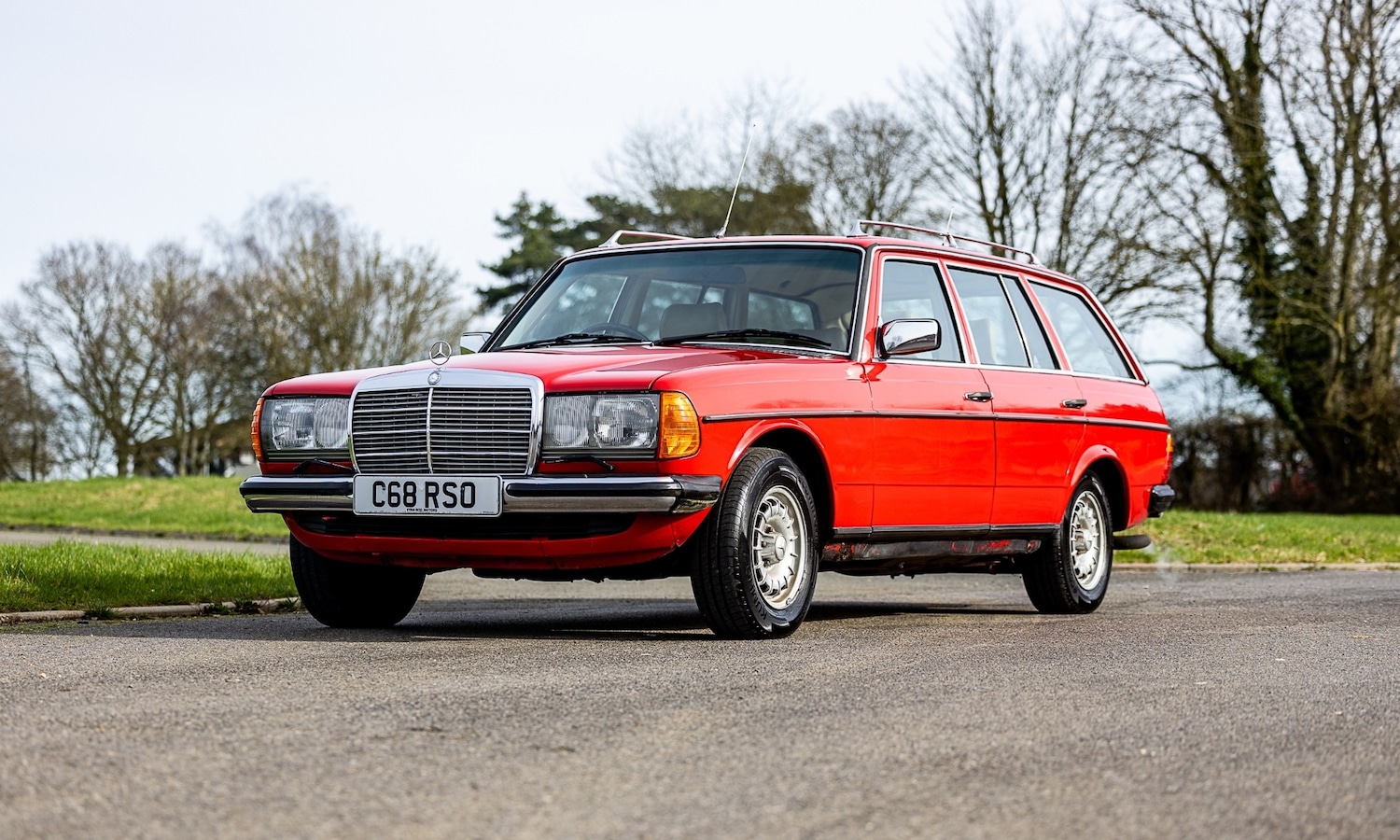 Used Mercedes-Benz 200 1986 for sale - 77604070: Photo 2